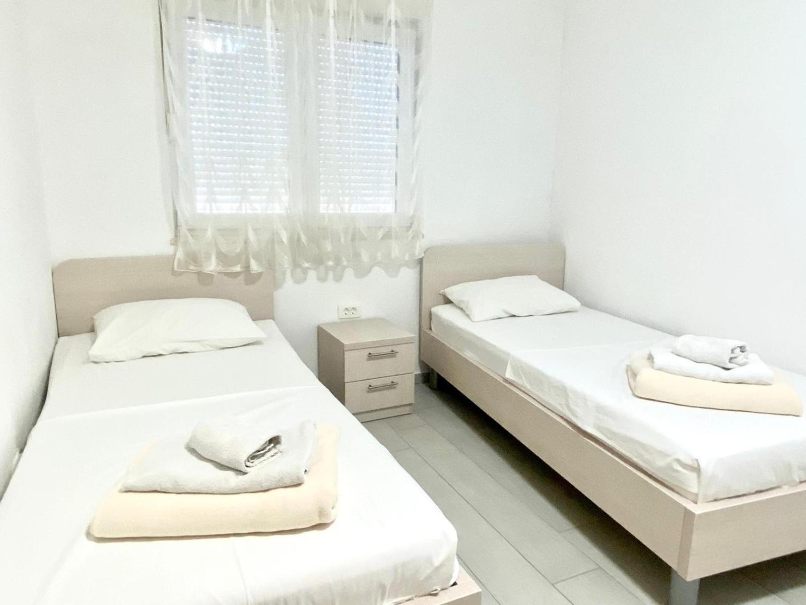 Apartments Domane Nenad Neum Rum bild